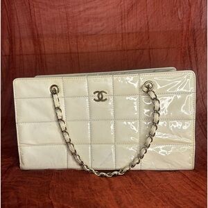 Vintage CHANEL bag